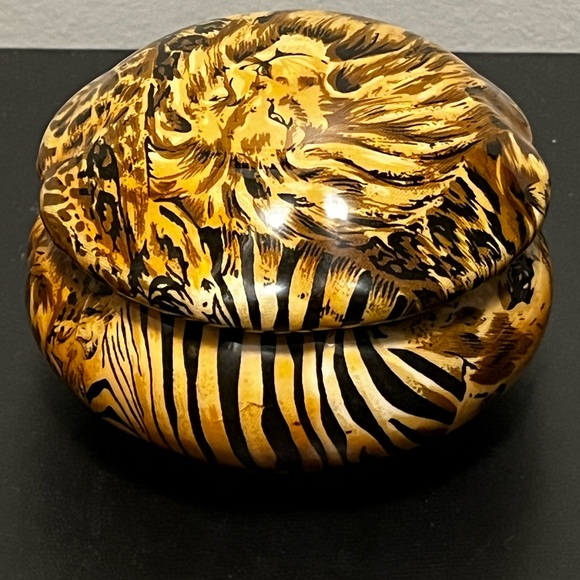 Safari Lion print covered dish Jewelry box - Picture 2 of 13